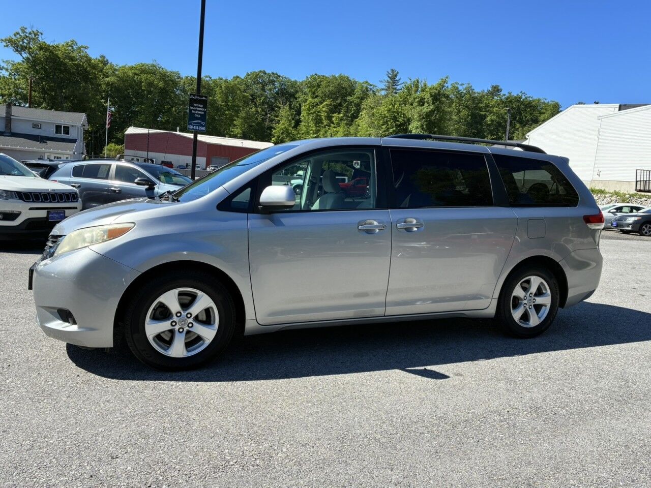 2011 Toyota Sienna LE AAS Charlton MA