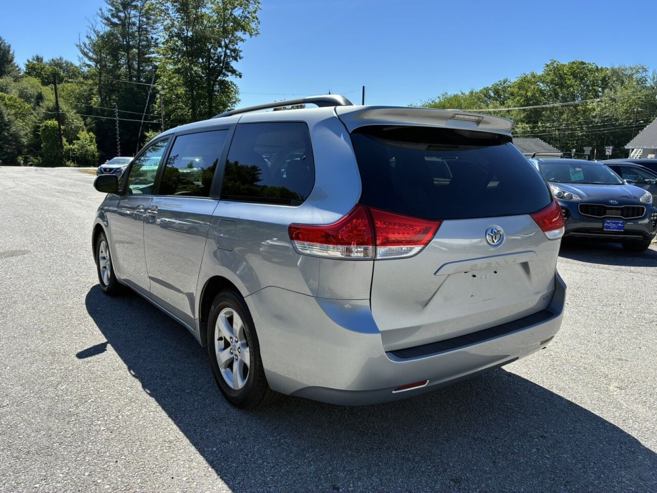 2011 Toyota Sienna LE AAS Charlton MA