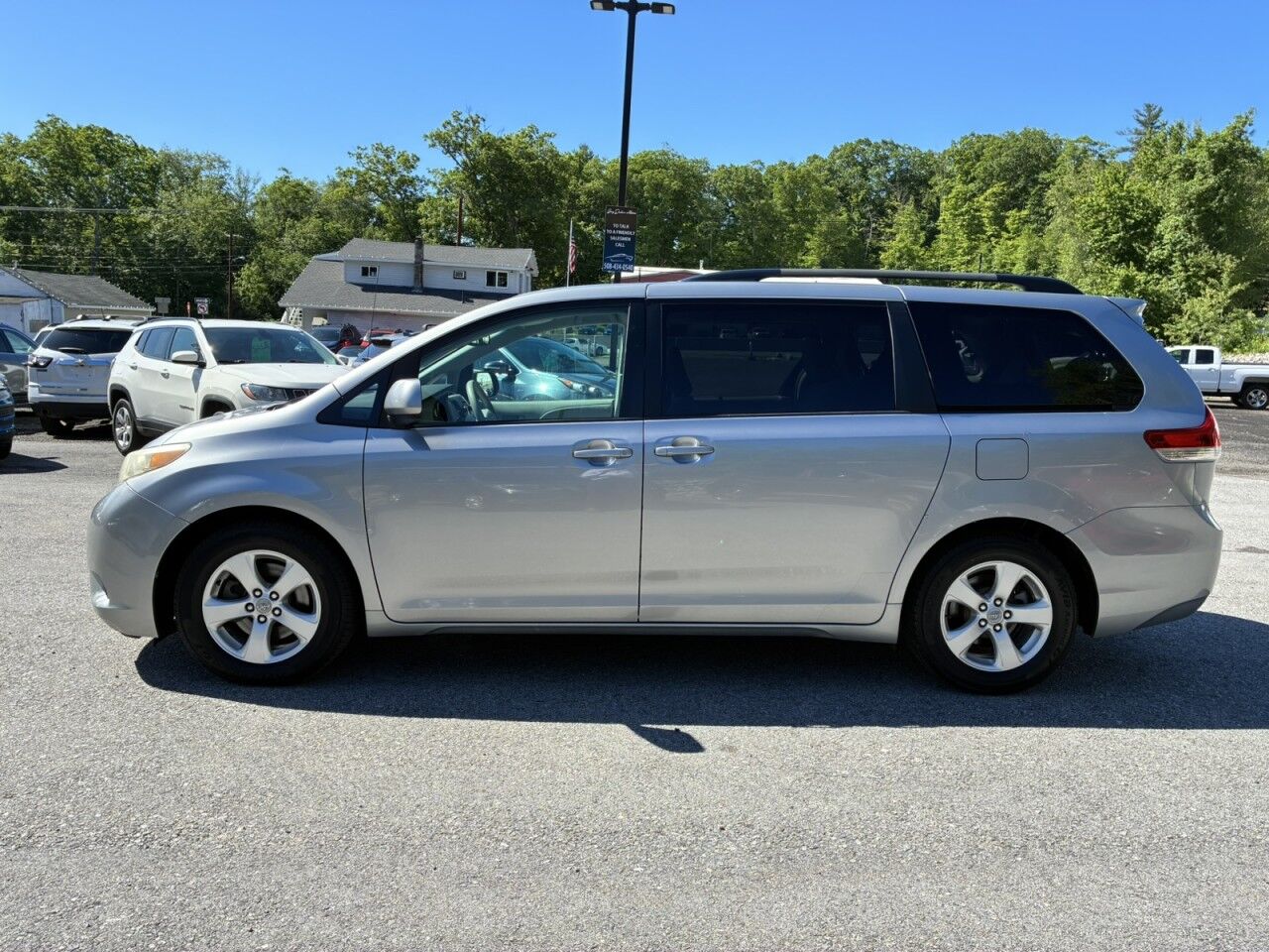2011 Toyota Sienna LE AAS Charlton MA