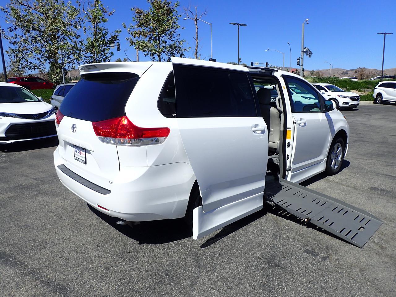 2011 Toyota Sienna LE Anaheim CA