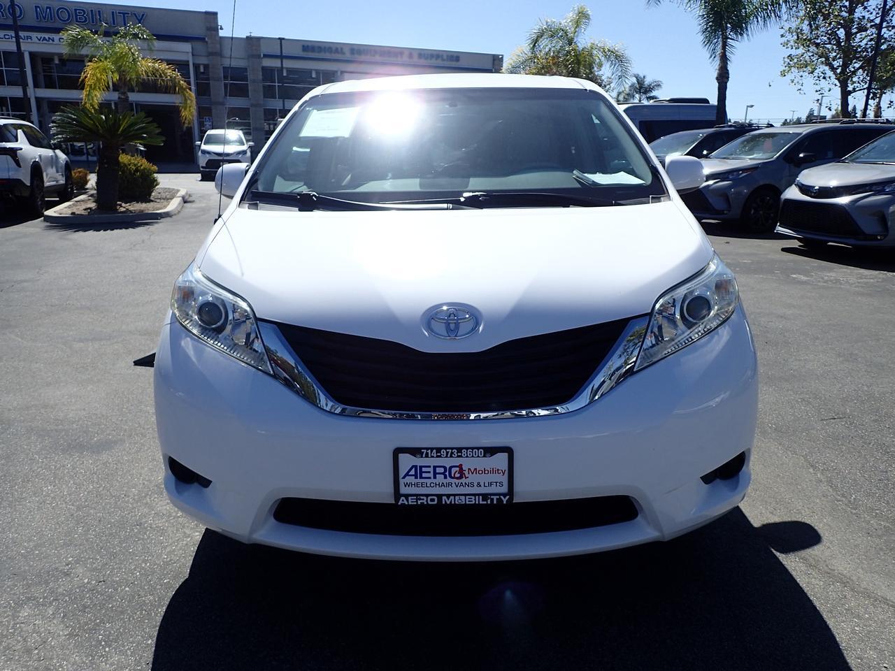 2011 Toyota Sienna LE