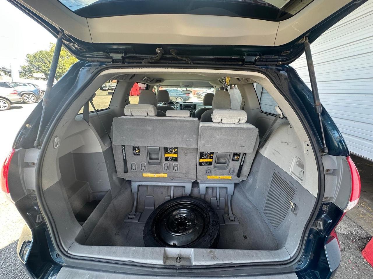 2011 Toyota Sienna LE Jersey City NJ