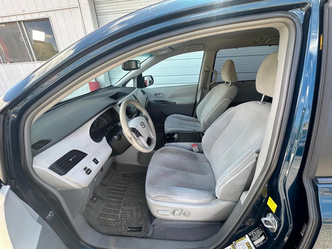 2011 Toyota Sienna LE Jersey City NJ