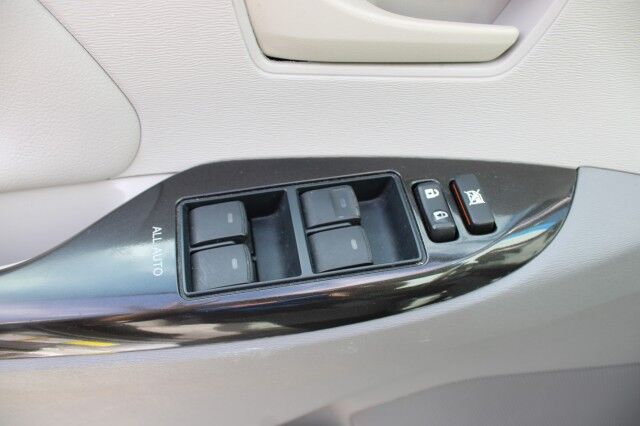 2011 Toyota Sienna LE Melbourne FL