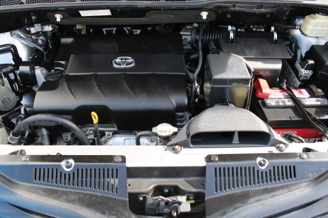 2011 Toyota Sienna LE Melbourne FL