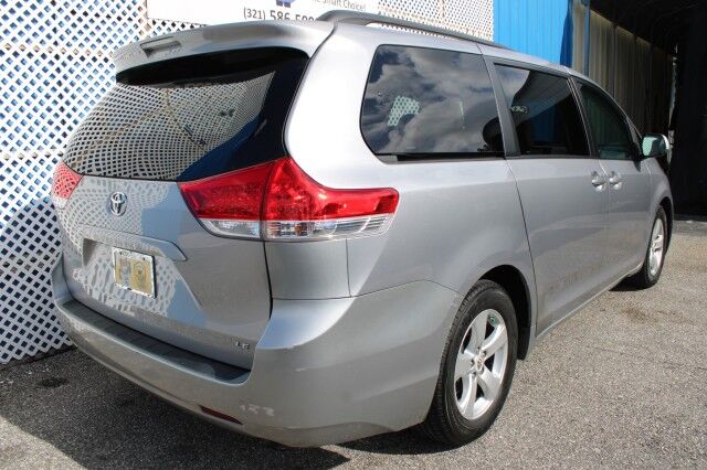 2011 Toyota Sienna LE Melbourne FL