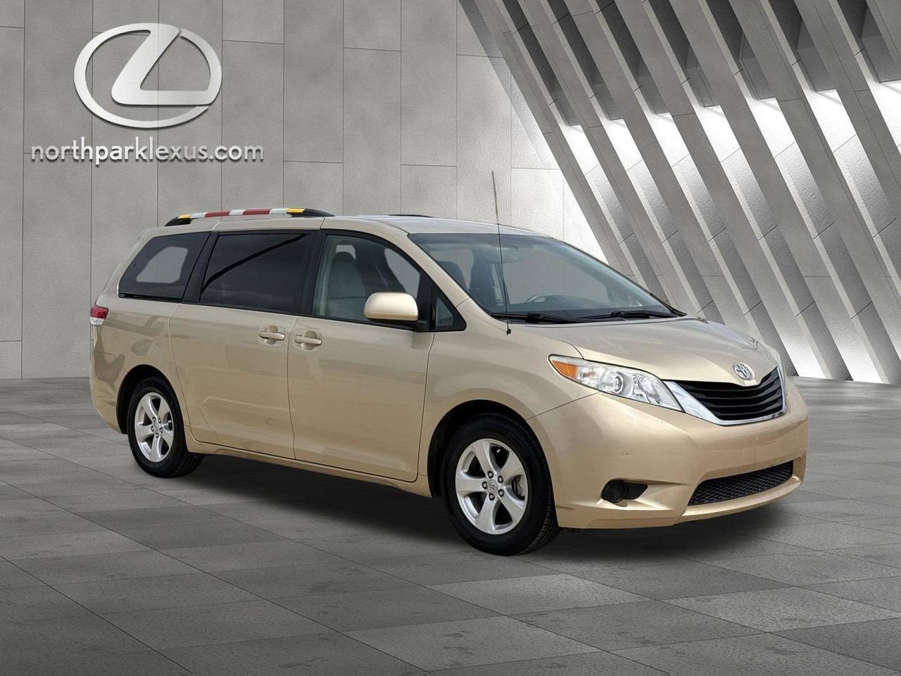 2011 Toyota Sienna LE San Antonio TX
