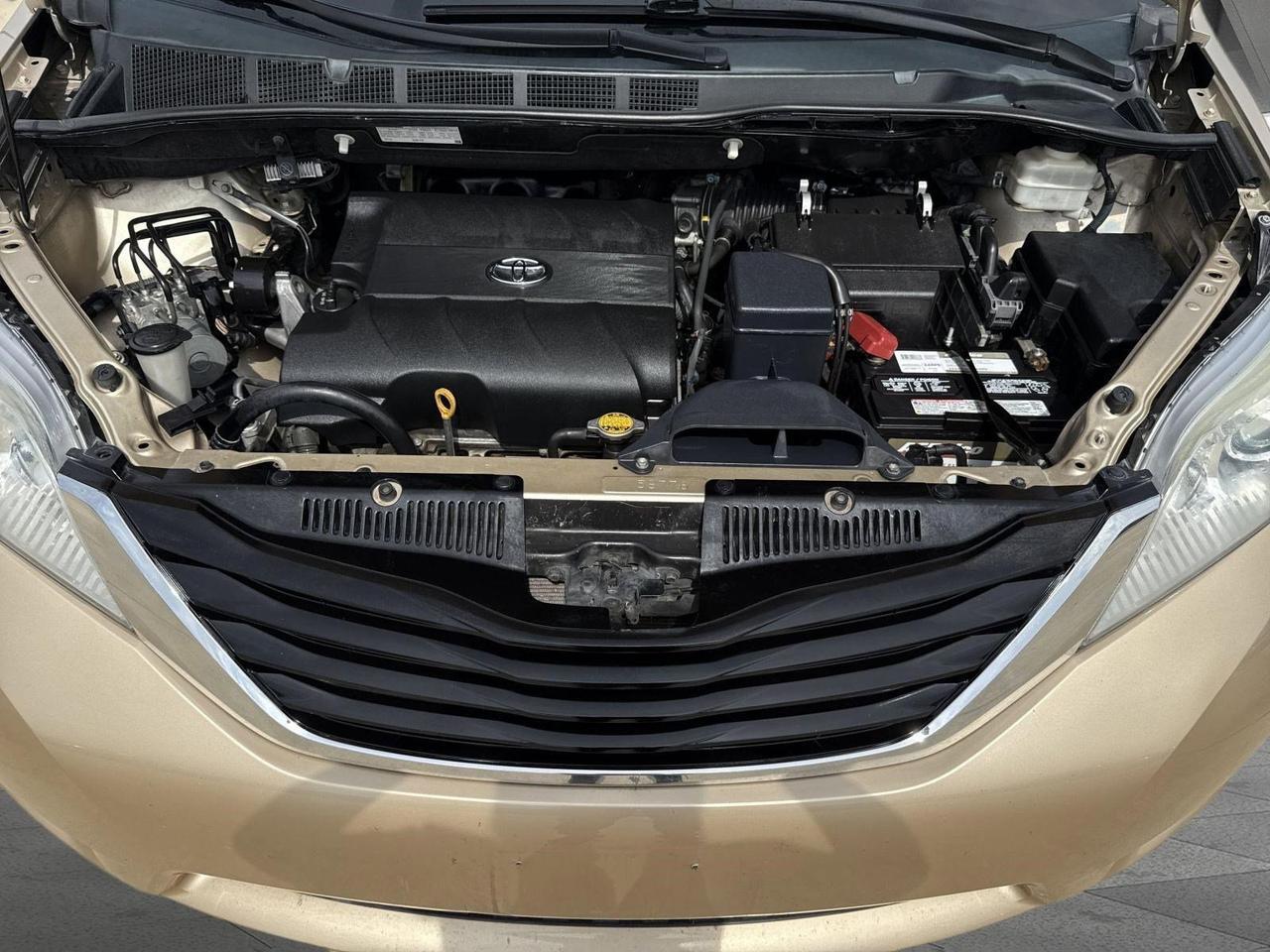 2011 Toyota Sienna LE San Antonio TX