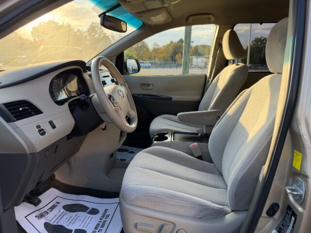 2011 Toyota Sienna