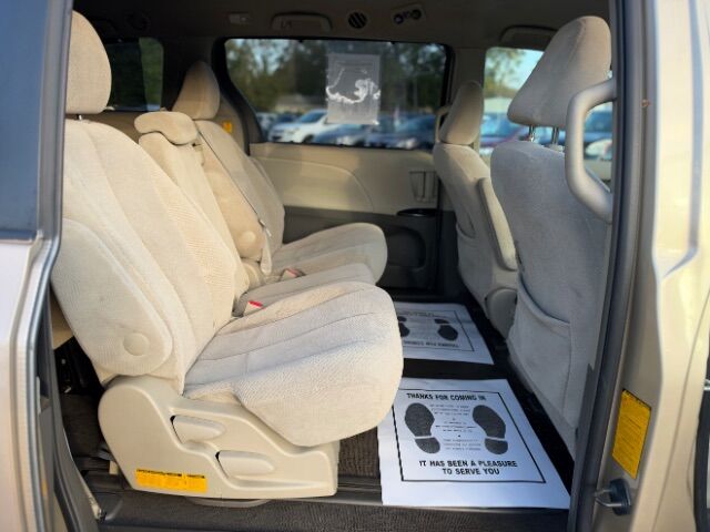 2011 Toyota Sienna LE V6 Auto Access Seat | LE V6 Norfolk VA