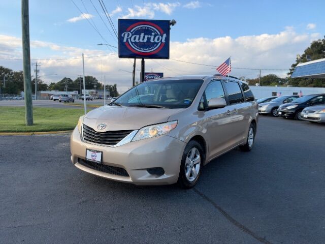 2011 Toyota Sienna LE V6 Auto Access Seat | LE V6 Norfolk VA