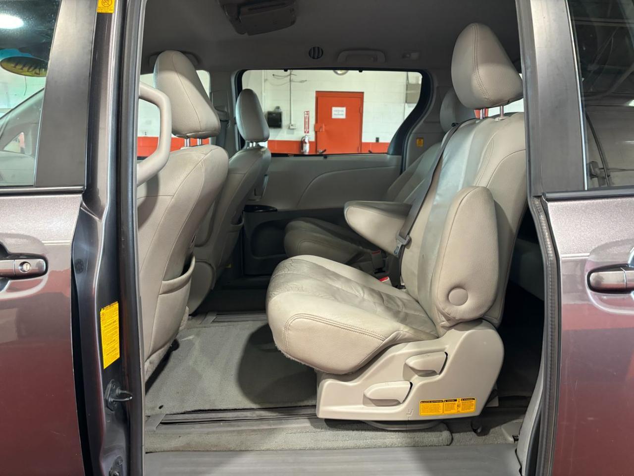 2011 Toyota Sienna LE V6 Franklin OH