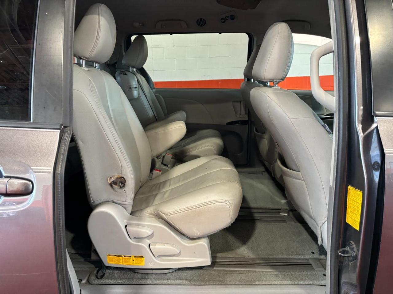 2011 Toyota Sienna LE V6 Franklin OH