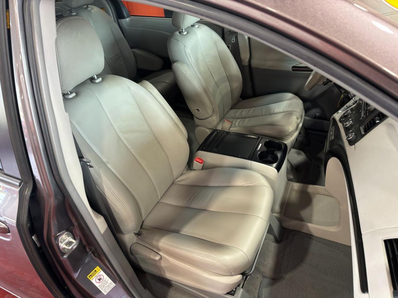 2011 Toyota Sienna LE V6 Franklin OH