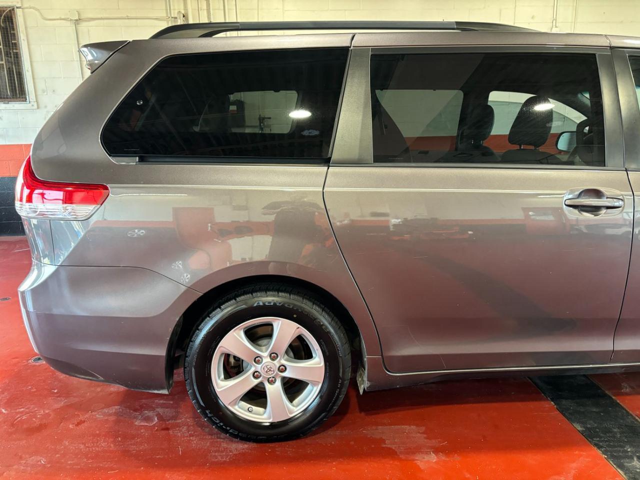 2011 Toyota Sienna LE V6 Franklin OH