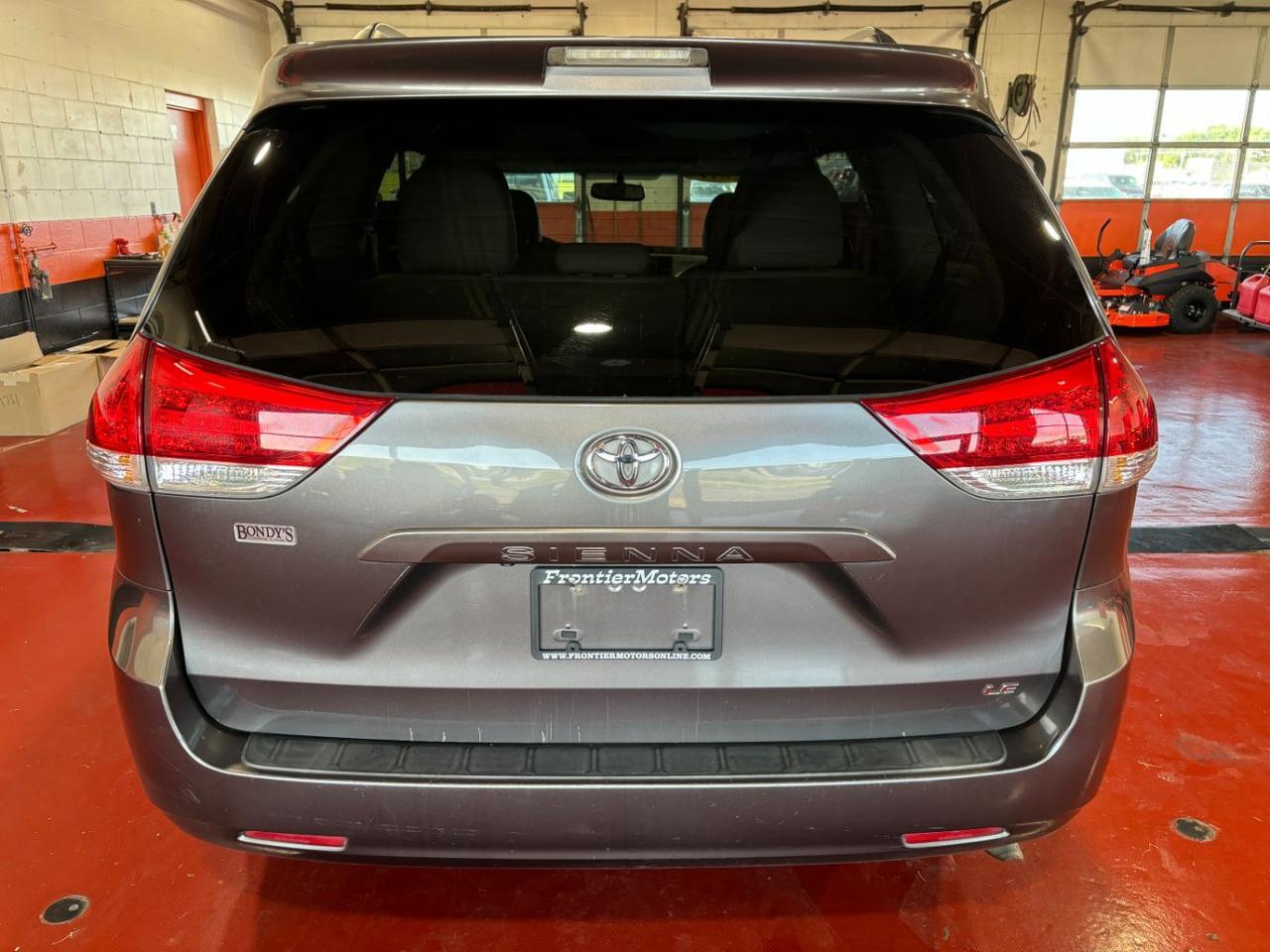 2011 Toyota Sienna LE V6 Franklin OH