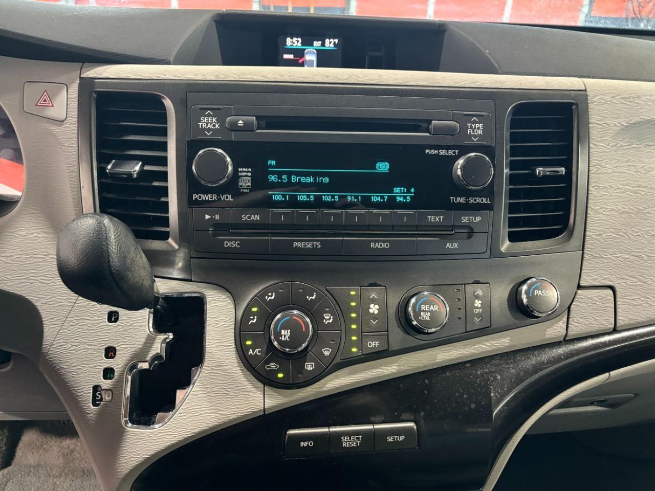 2011 Toyota Sienna LE V6 Franklin OH