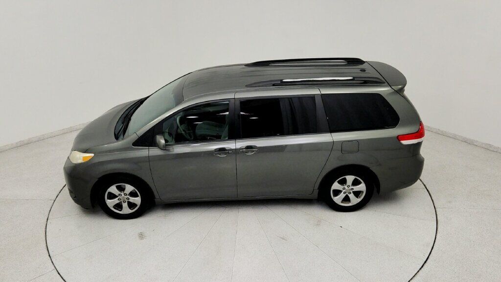 2011 Toyota Sienna LE Laurel MD