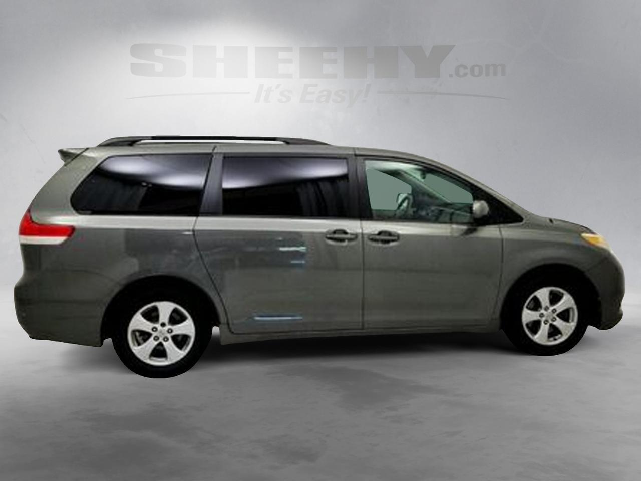 2011 Toyota Sienna LE Laurel MD