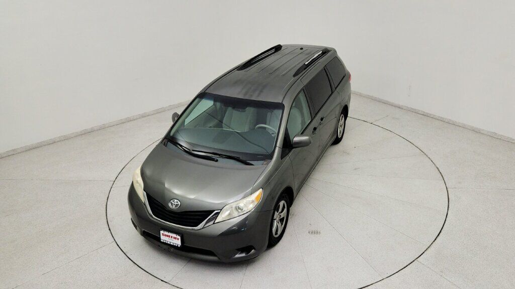 2011 Toyota Sienna LE Laurel MD