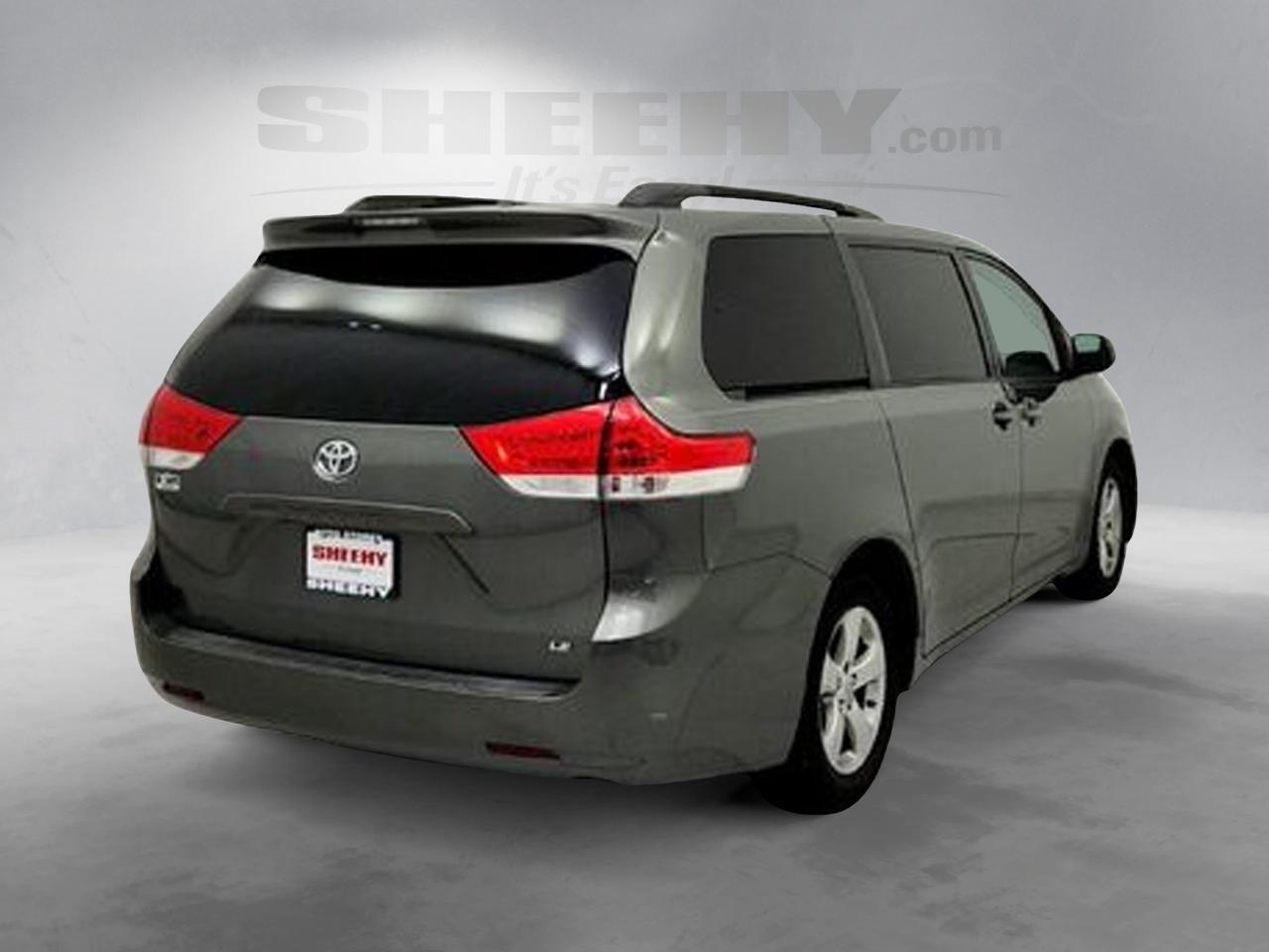 2011 Toyota Sienna LE Laurel MD