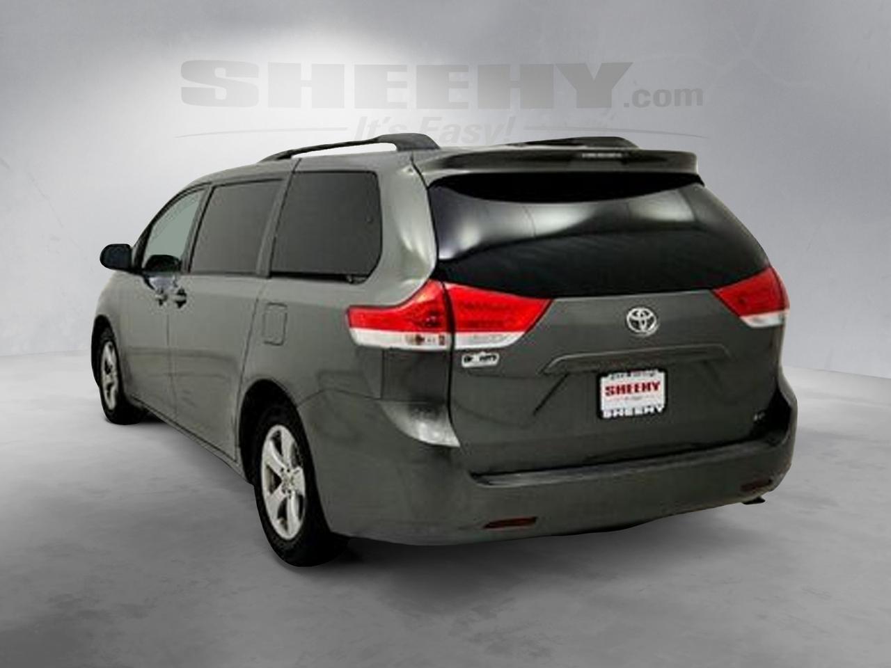 2011 Toyota Sienna LE Laurel MD