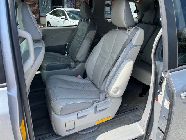 2011 Toyota Sienna Limited AWD Ashland VA