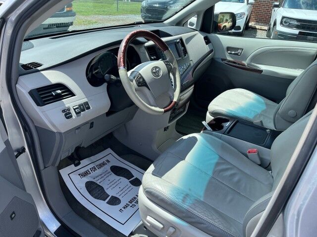2011 Toyota Sienna Limited AWD Ashland VA