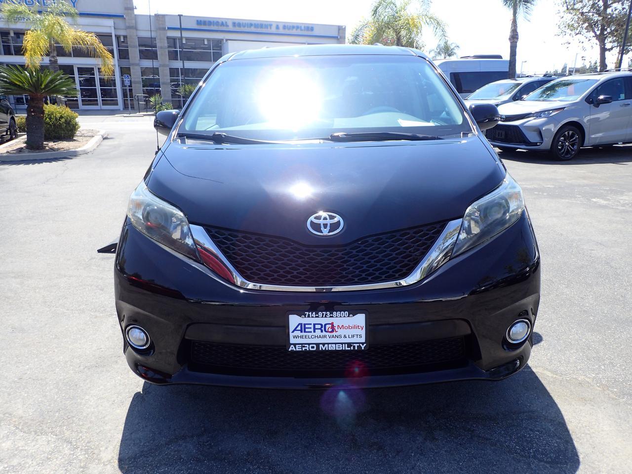 2011 Toyota Sienna SE