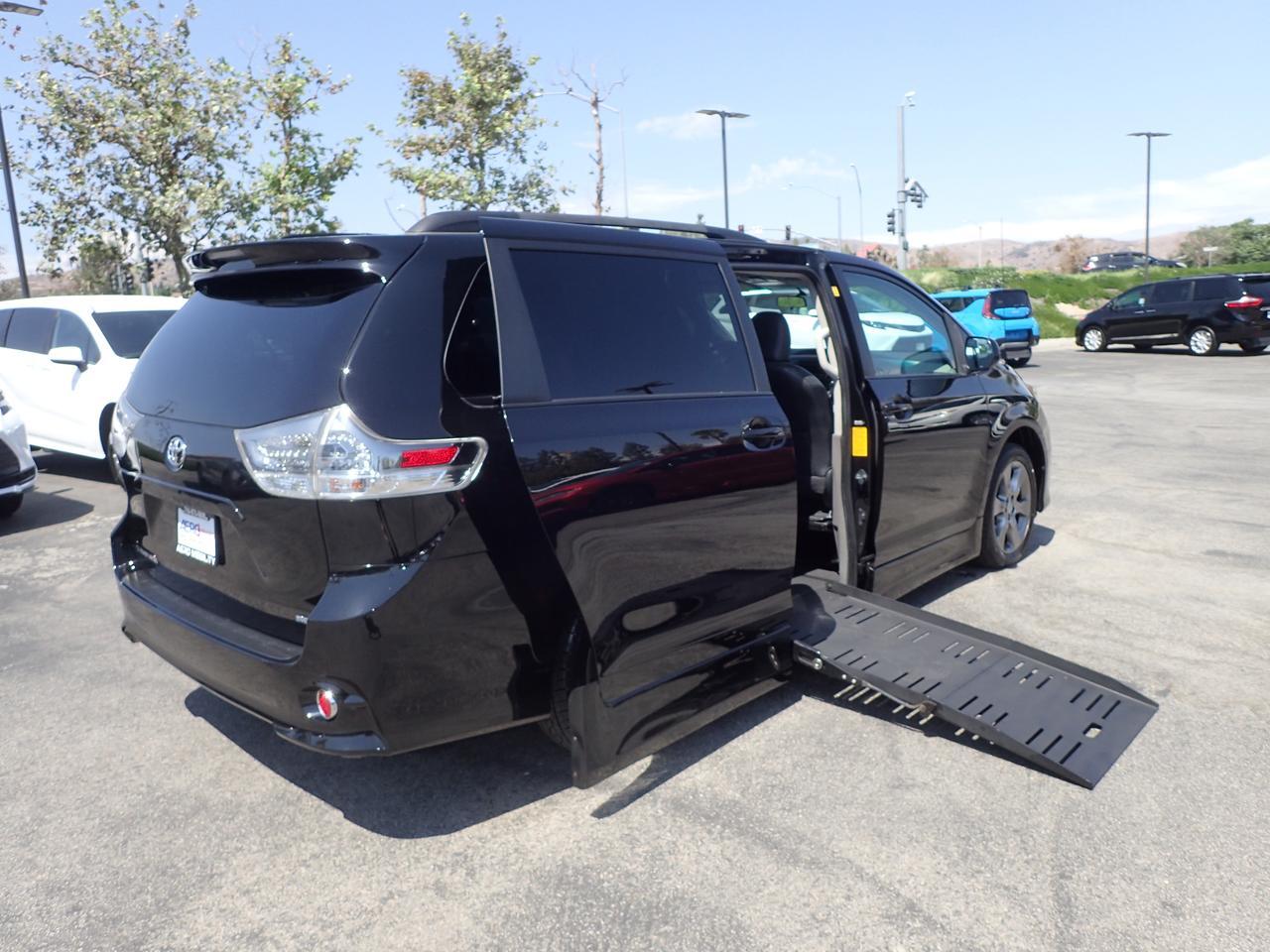 2011 Toyota Sienna SE Anaheim CA