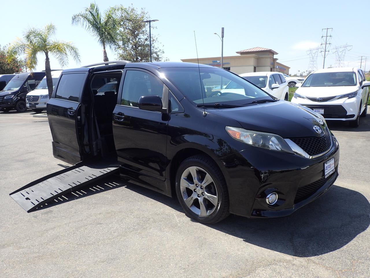 2011 Toyota Sienna SE