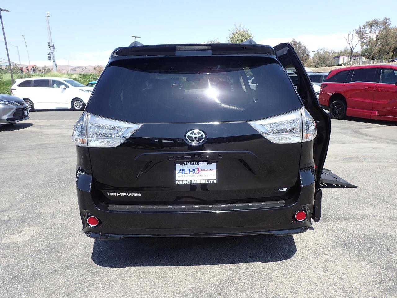 2011 Toyota Sienna SE Anaheim CA