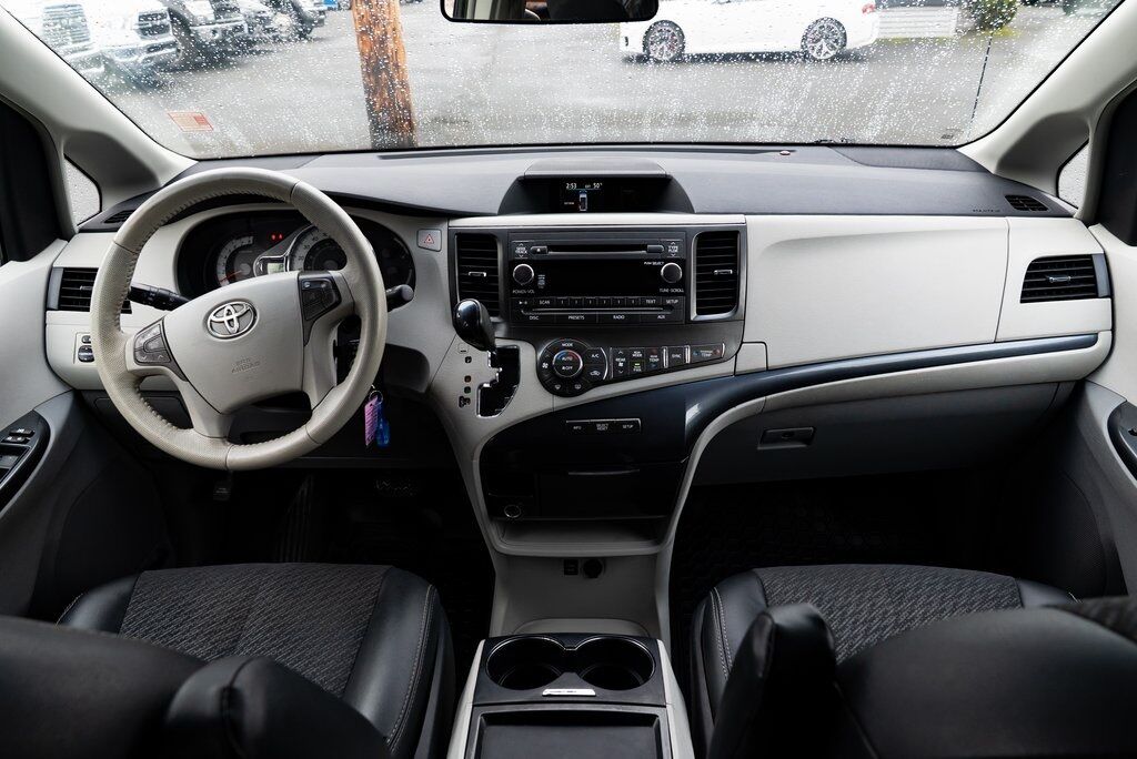 2011 Toyota Sienna SE Milwaukie OR