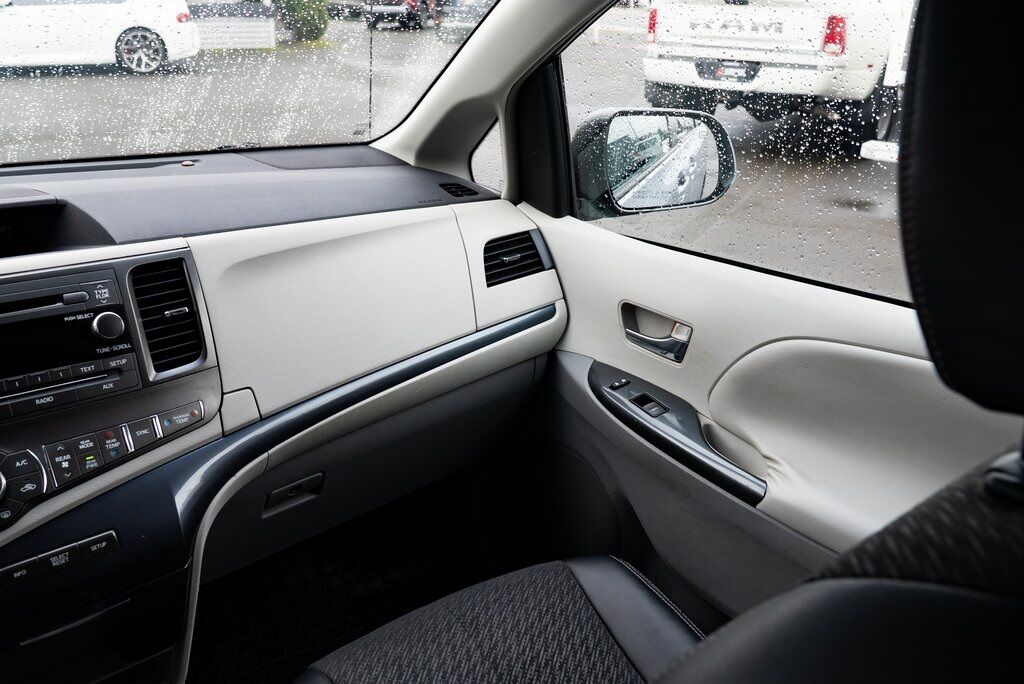 2011 Toyota Sienna SE Milwaukie OR