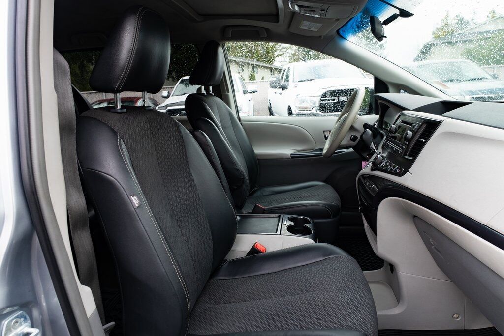 2011 Toyota Sienna SE Milwaukie OR