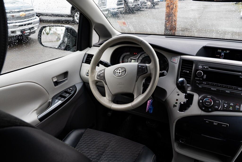 2011 Toyota Sienna SE Milwaukie OR