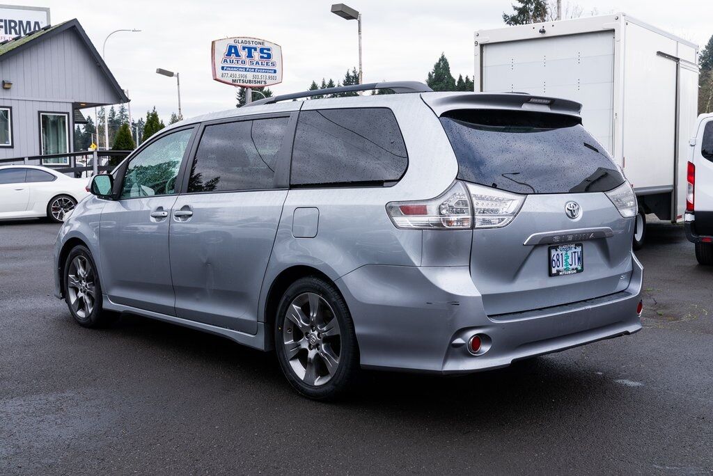 2011 Toyota Sienna SE Milwaukie OR