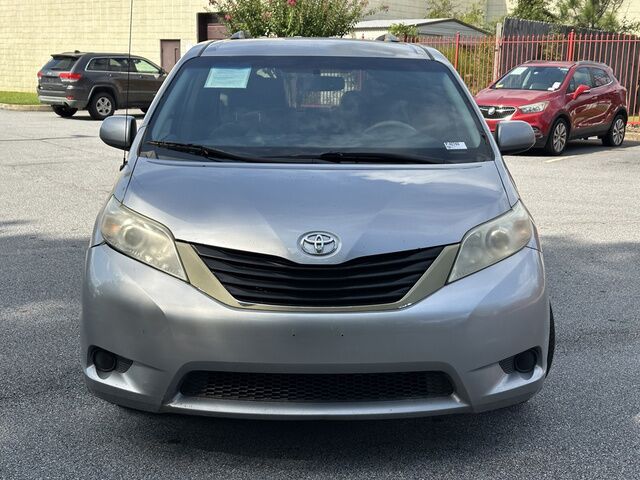 2011 Toyota Sienna V6 LE