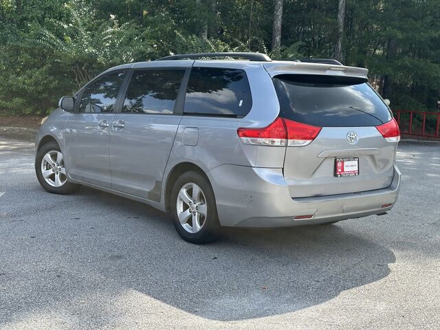 2011 Toyota Sienna V6 LE Morrow GA