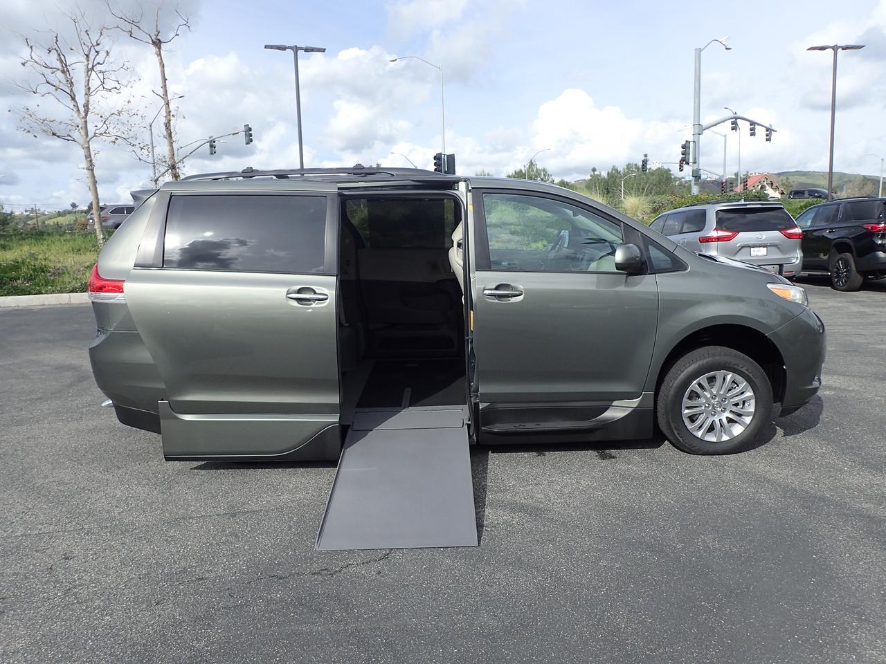2011 Toyota Sienna XLE Anaheim CA