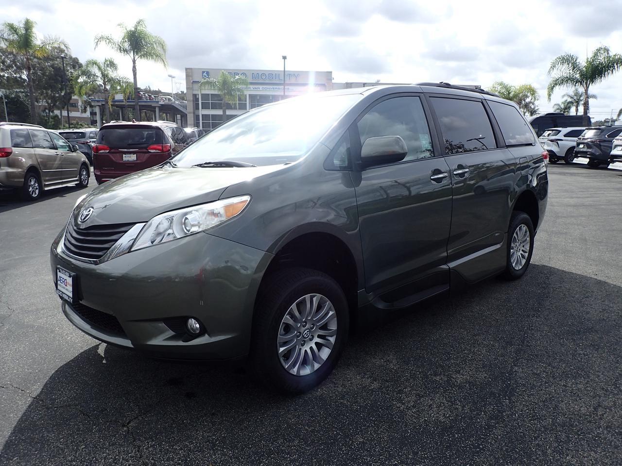 2011 Toyota Sienna XLE