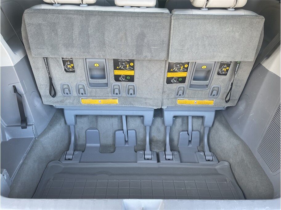 2011 Toyota Sienna XLE Minivan 4D Port Orchard WA