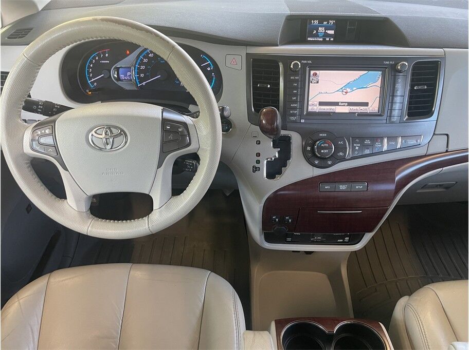 2011 Toyota Sienna XLE Minivan 4D Port Orchard WA