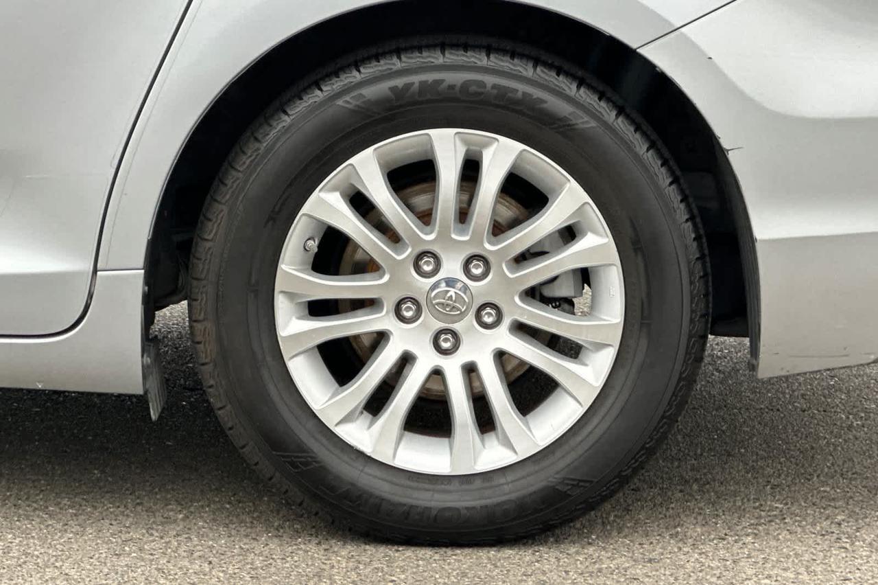 2011 Toyota Sienna XLE Roseville CA