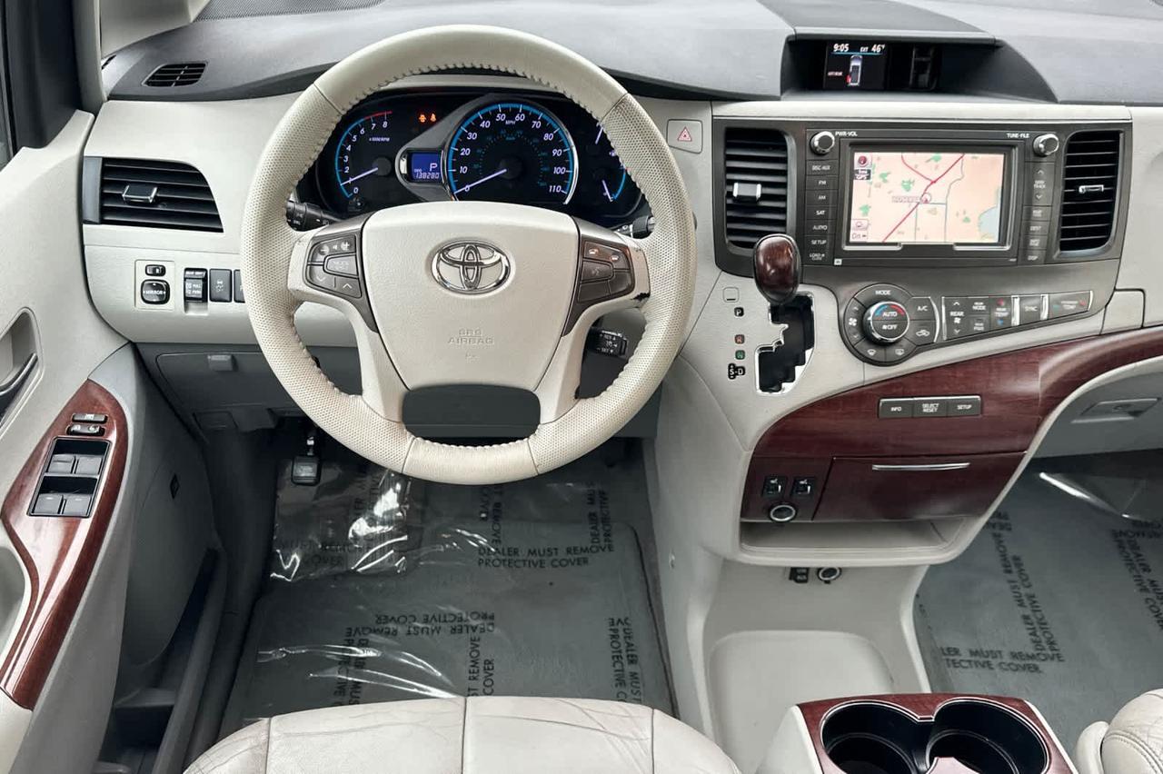 2011 Toyota Sienna XLE Roseville CA