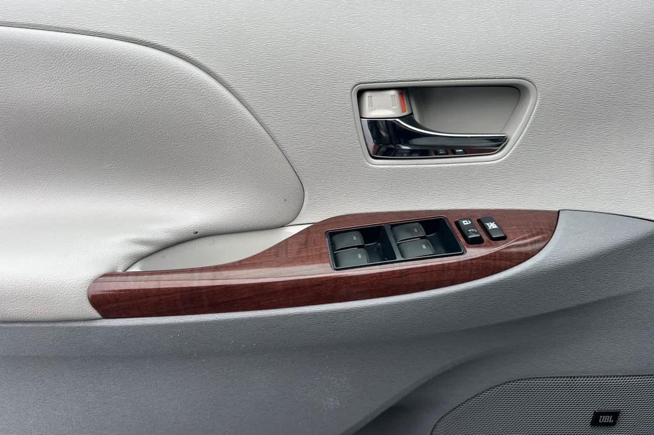 2011 Toyota Sienna XLE Roseville CA