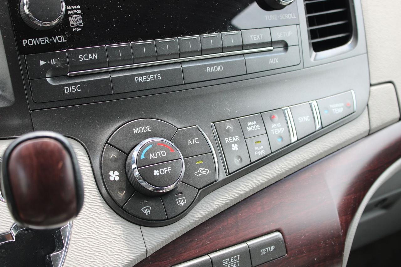 2011 Toyota Sienna XLE Fredericksburg VA