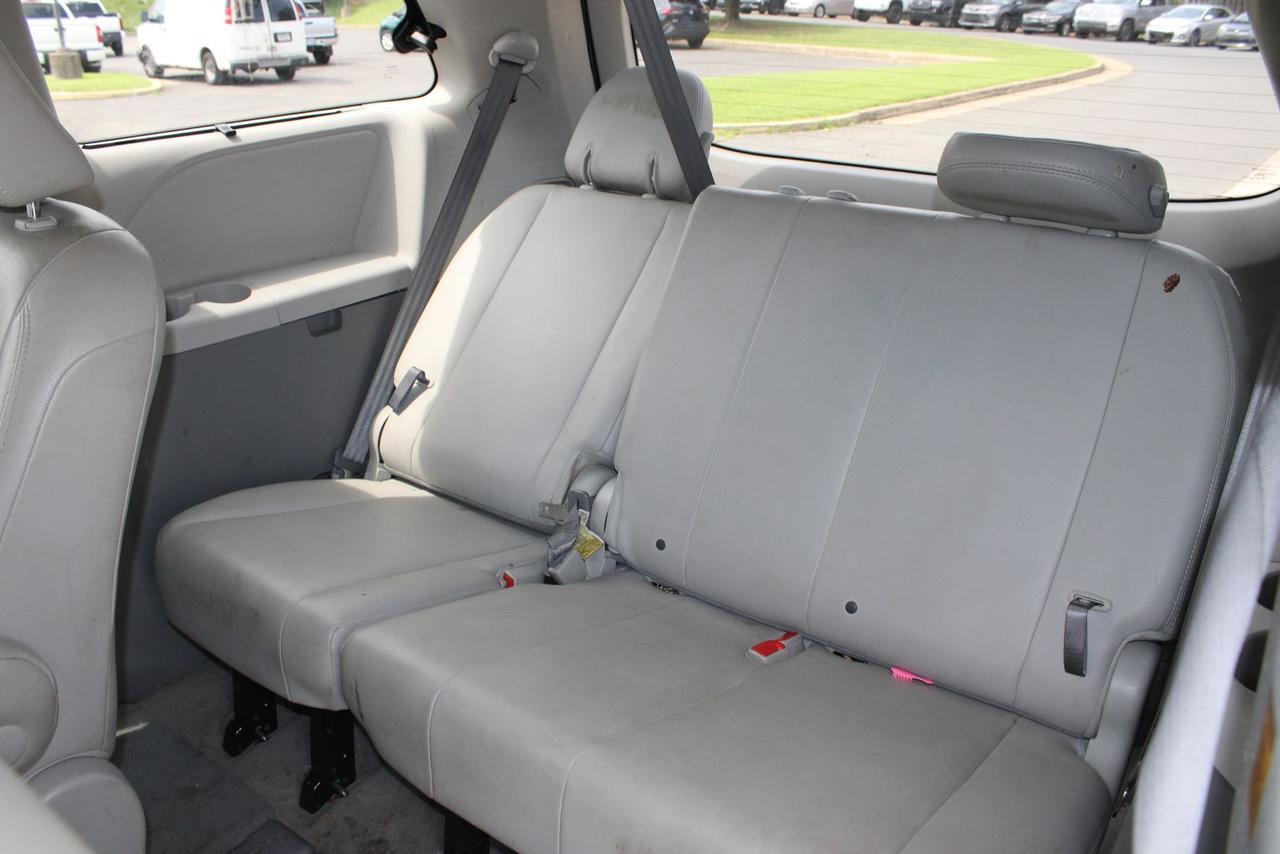 2011 Toyota Sienna XLE Fredericksburg VA