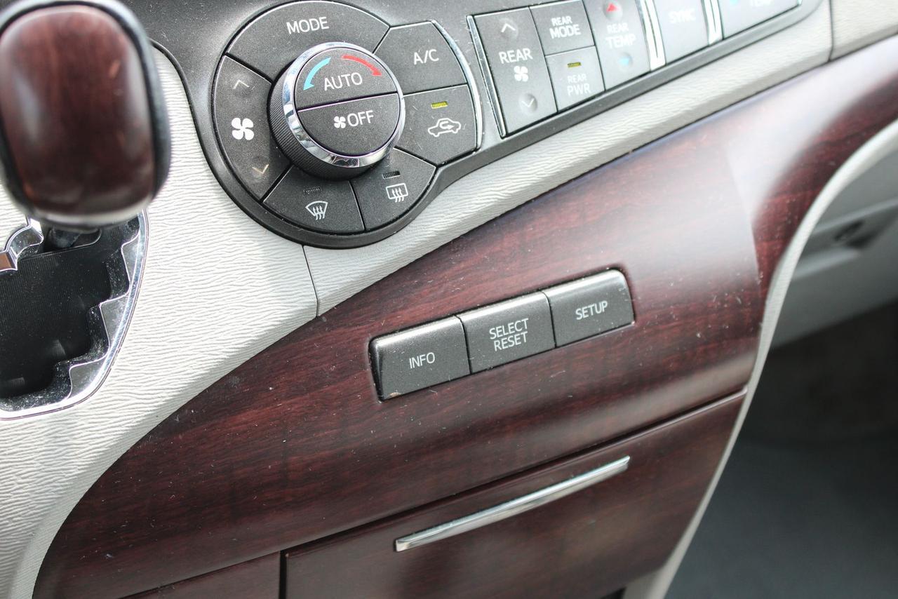 2011 Toyota Sienna XLE Fredericksburg VA