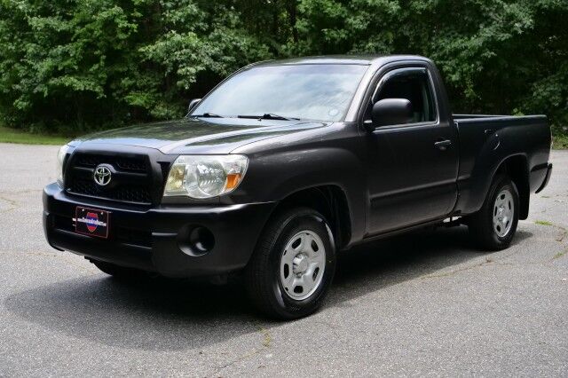 2011 Toyota Tacoma / Manual Transmission / Regular Cab! High Point NC